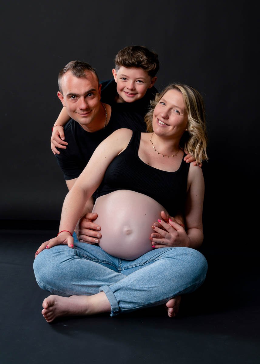 nouveau-ne_naissance_newborn_Carcassonne_Nicobert_Photographe_Photo_Femme-Enceinte-Grossesse_Pregnant_Pregnancy_portrait_famille_diaporama-16