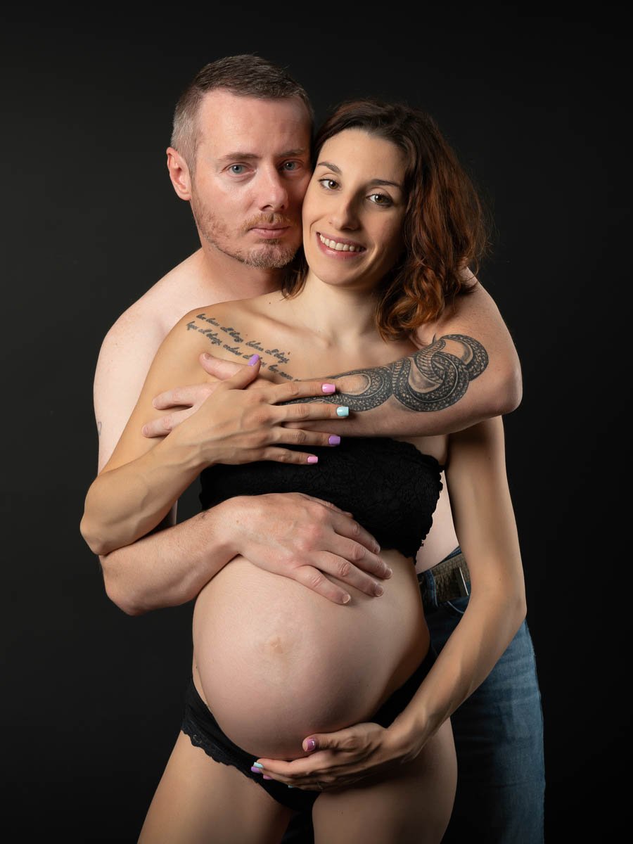 nouveau-ne_naissance_newborn_Carcassonne_Nicobert_Photographe_Photo_Femme-Enceinte-Grossesse_Pregnant_Pregnancy_portrait_famille_diaporama-16